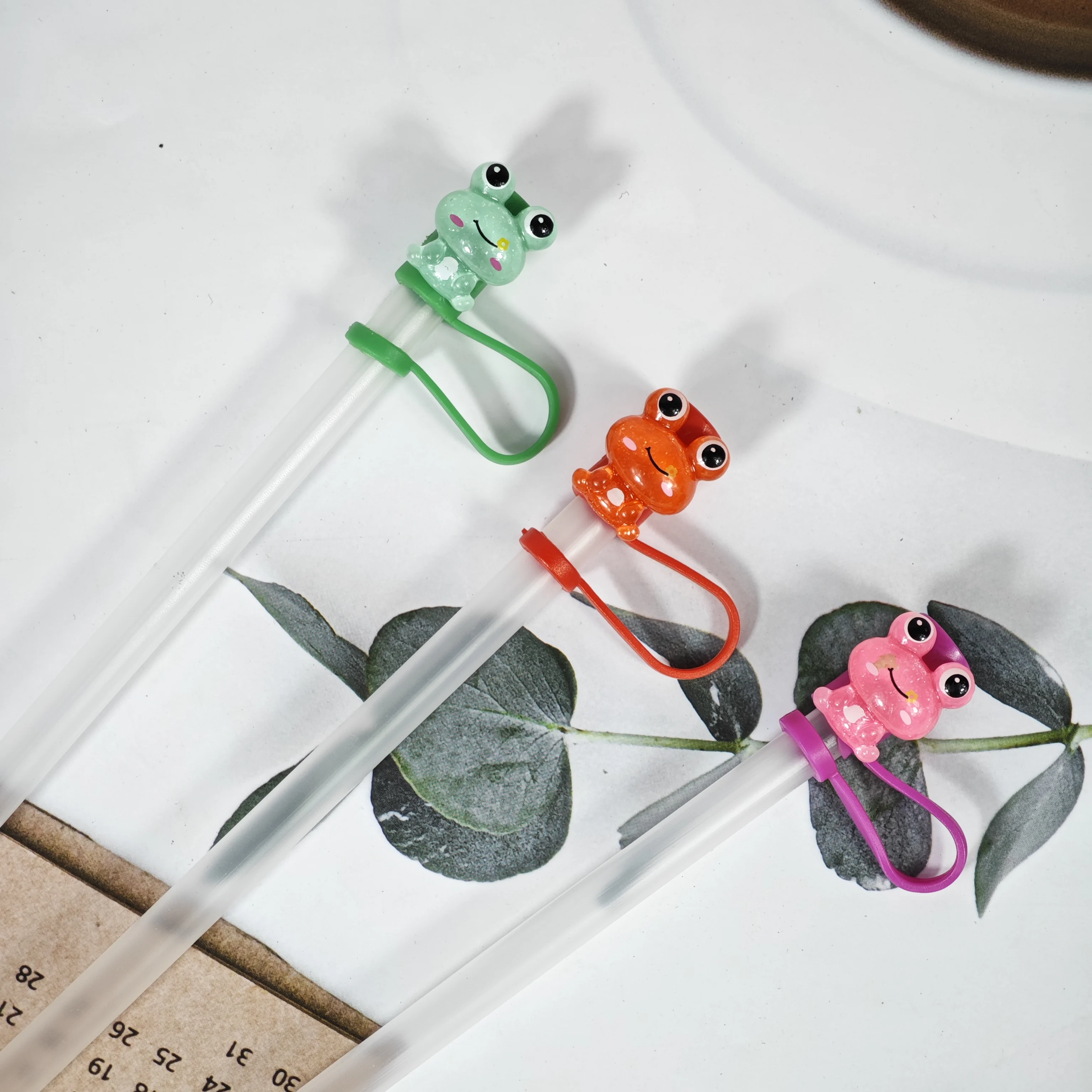 New Multi-Color Frog Straw Cap Protective Case