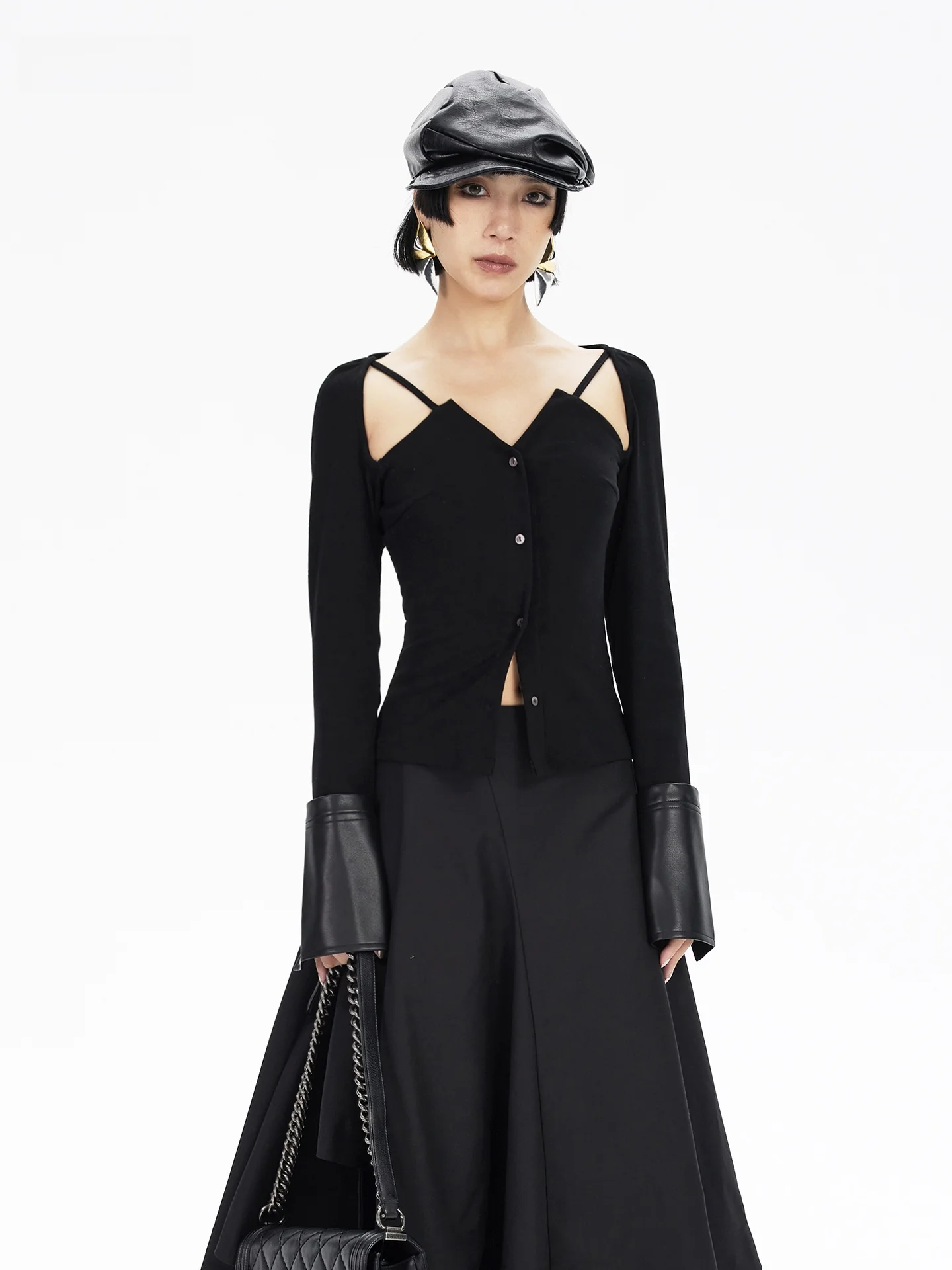 

Кардиган TINY в оригинальном дизайне, комбинированный из кожи и трикотажа, приталенный, из хлопка, полиэстера и эластана, с длинными рукавами