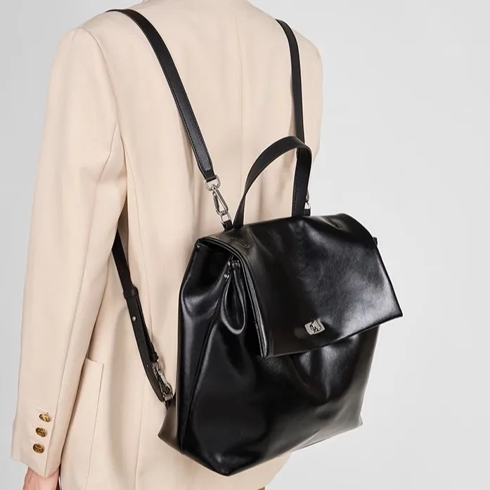 New Women's Backpack Genuine Leather High-End First Layer Cowhide Light Luxury Large Capacity Commuter Backpack Niche Versatile