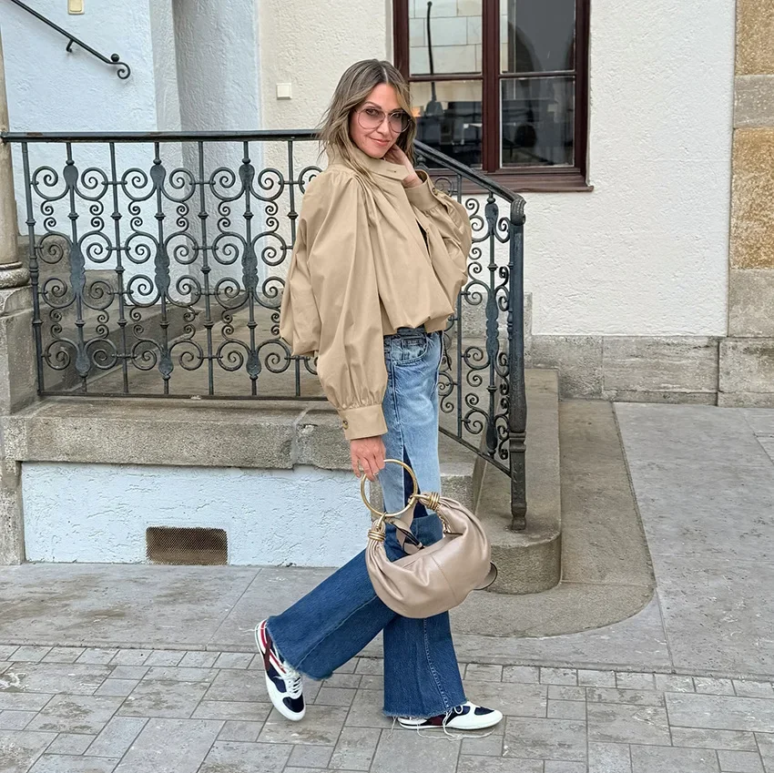 

Casual Women's Puff Sleeve Short Jacket Loose Stand Collar Single-breasted Pleated Coat Female 2025 Autumn Lady Solid Outwears