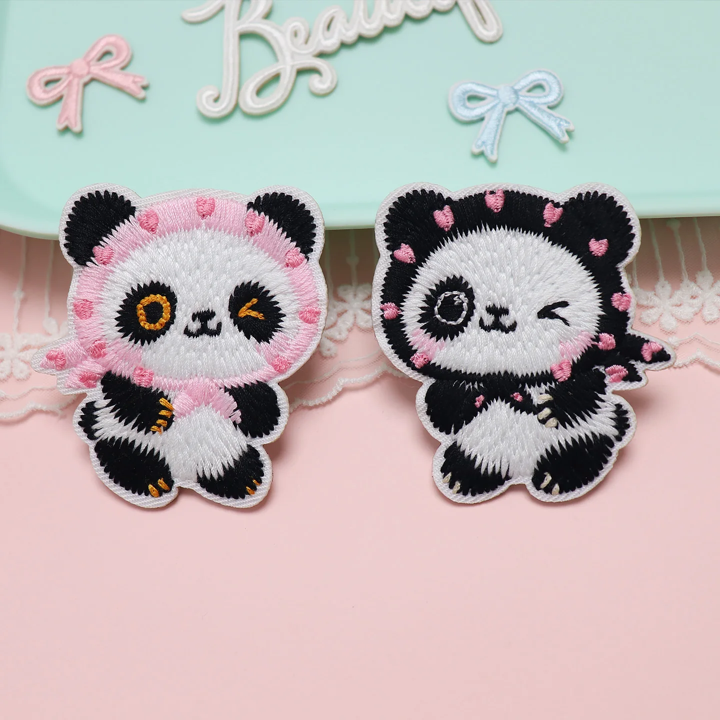 adesivo-decorativo-de-tecido-bordado-de-panda-fofo-para-reparo-de-jaquetas-adesivo-autoadesivo-diy-para-decoracao-de-roupas