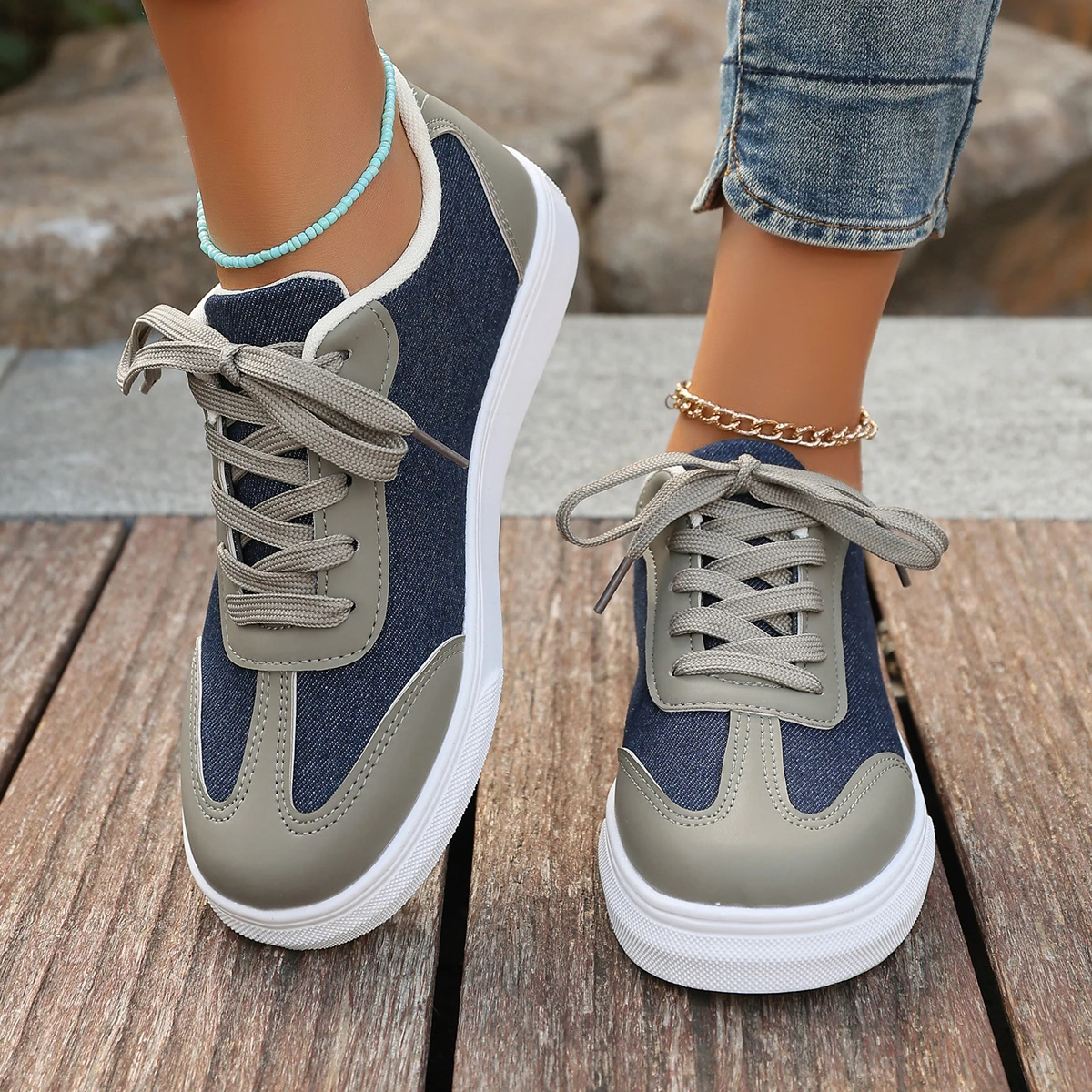 Casual Sports Outdoor Women's Shoes 2024 Spring and Autumn Breathable Large Size 36-43 Women's Single Shoes Flat Lace Up Shoes