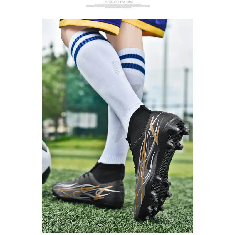 

2025 Football Shoes New Men Women Professional Football Boots Ultralight Hot Sale Cleats Soccer Shoes Unisex Futsal High-quality