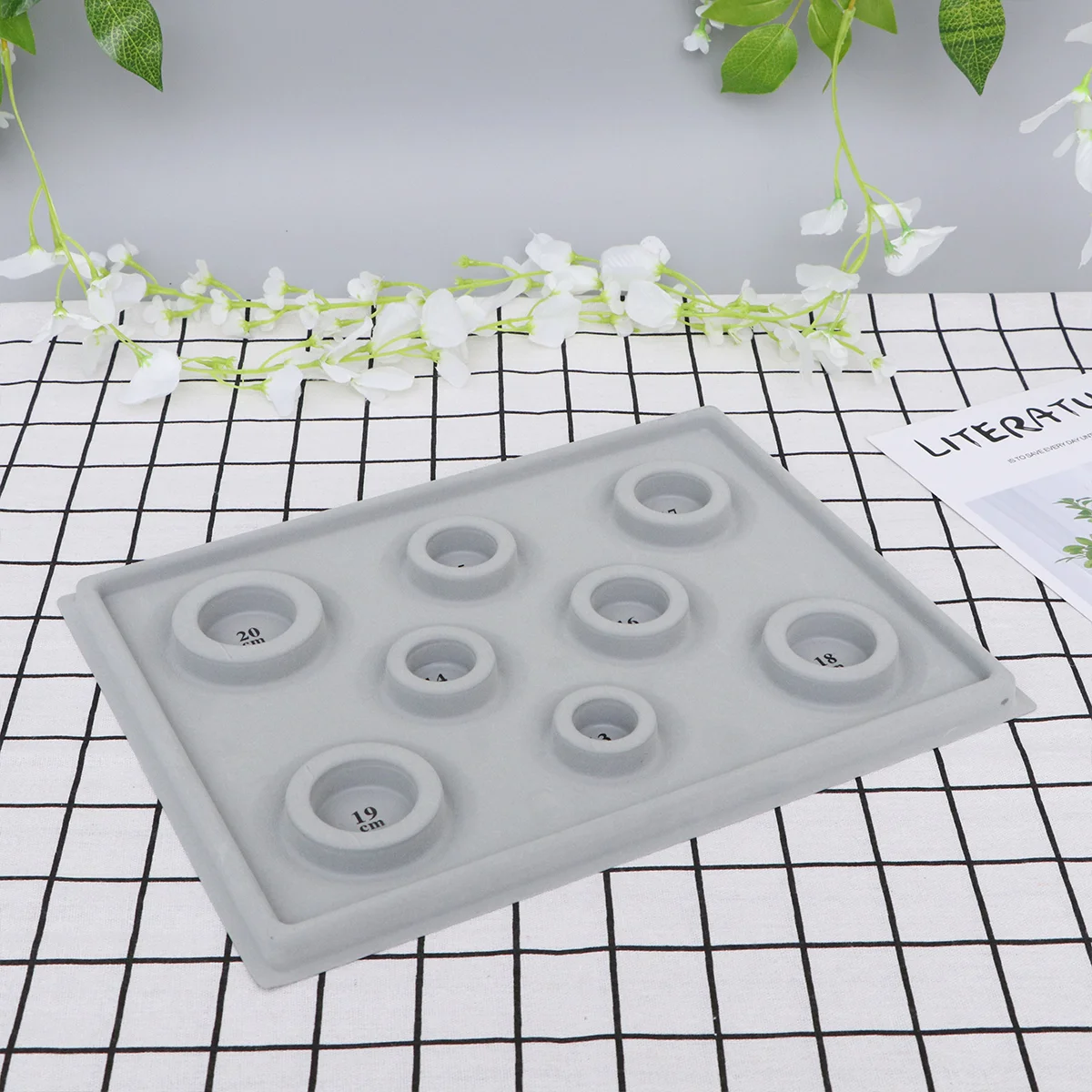 

Creative DIY Design Plate for Jewelry Beads Bracelet Necklace Making (Bracelet Design Tray)