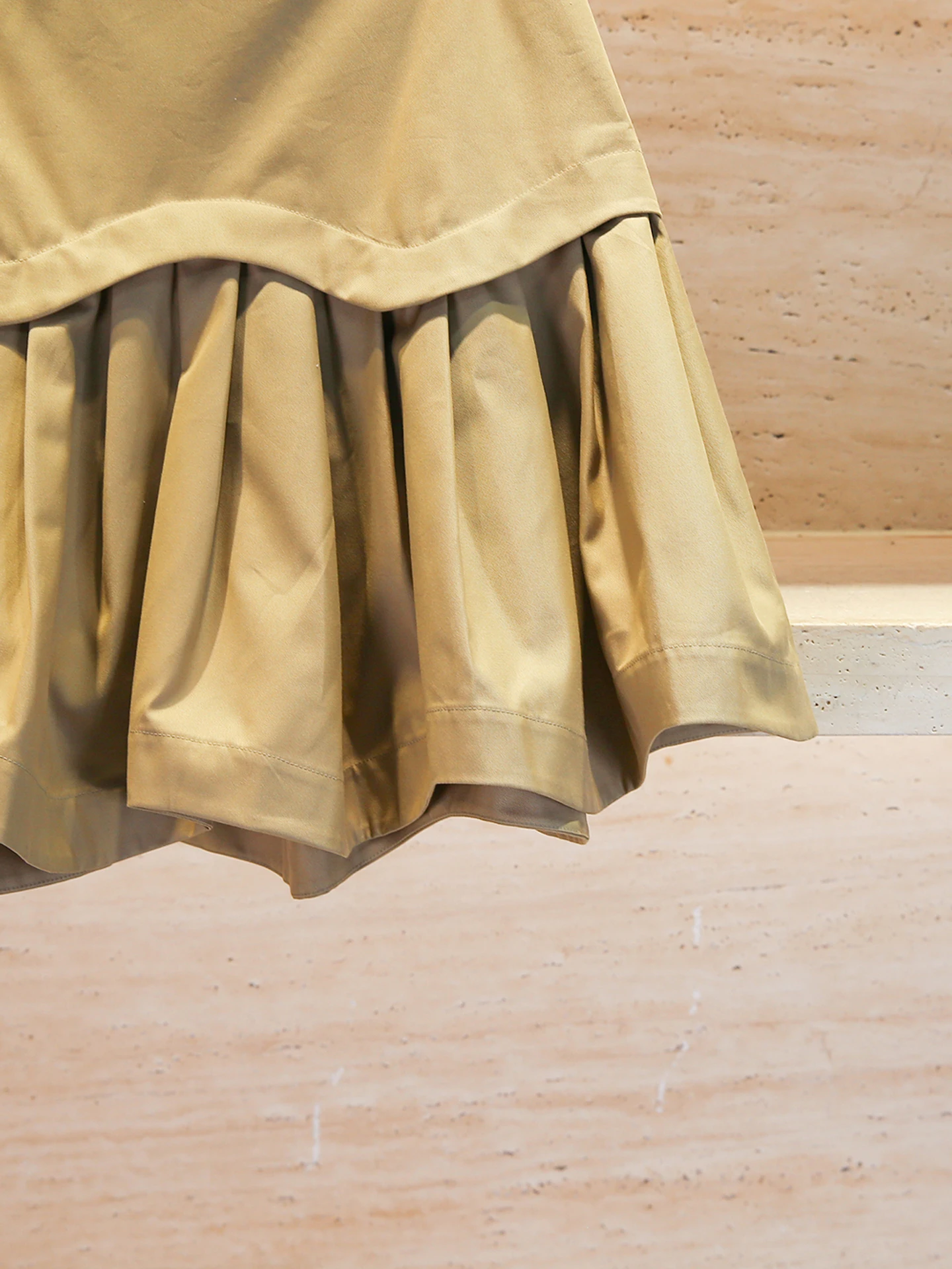 A-Linien-Rock mit hoher Taille, vielseitig, lässig, High-End-Damen, Faion S Home South Oil, Herbst 2022, Pendeln, Knopfdetail