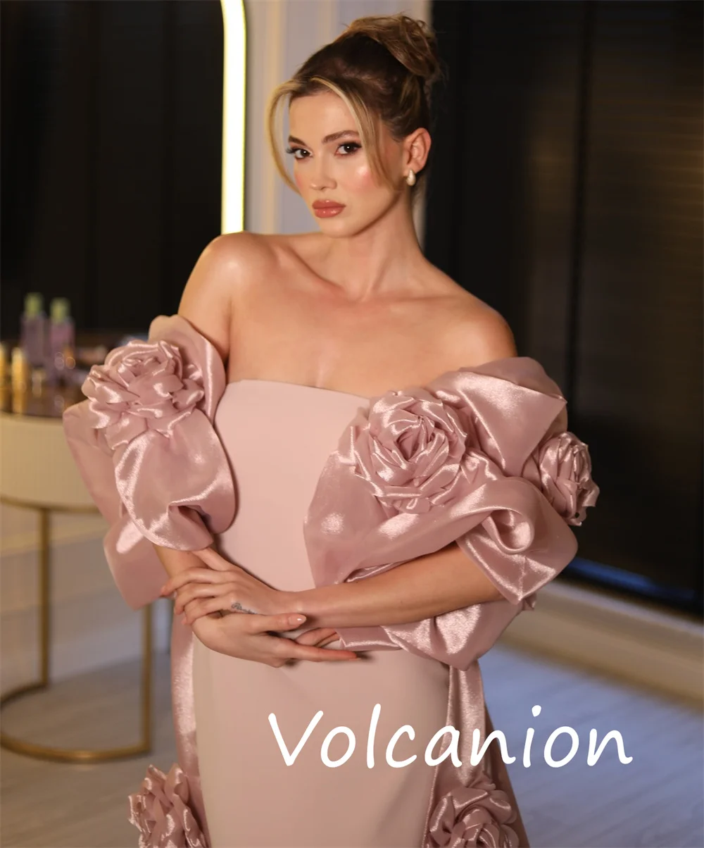 تخصيص رائعة زهرة Charmeuse الطية مستقيم خارج على الكتف فساتين طويلة مخصصة مناسبة الرجعية