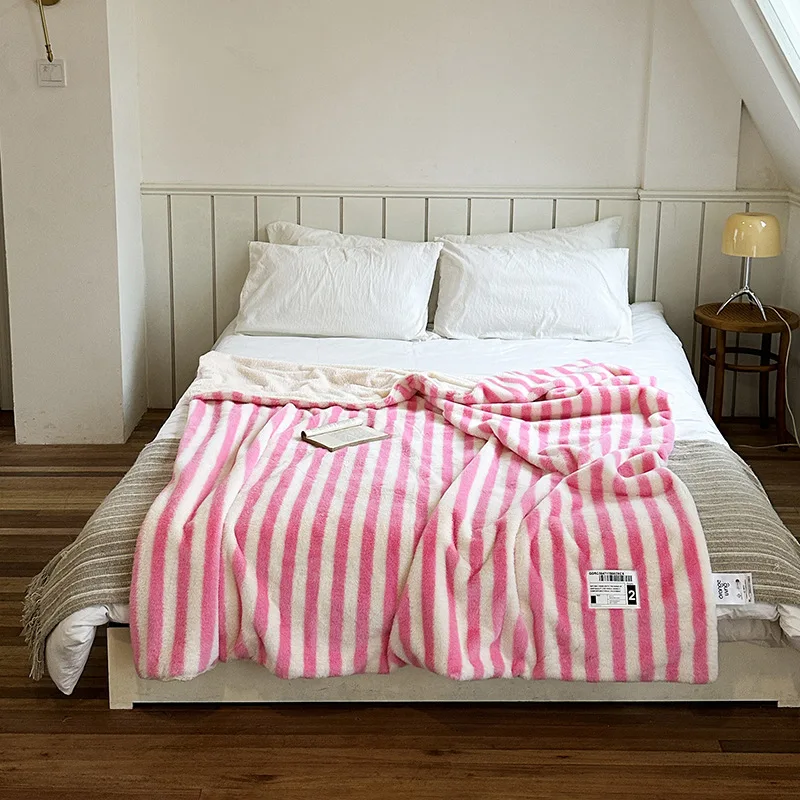 Luxurious Fleece Blanket Long Haired blanket, Double-layer Velvet, Warp - Dense Weave for Exceptional Warmth, Cozy Flannel Throw