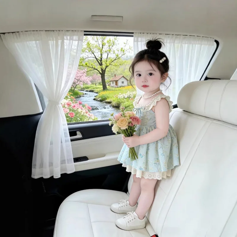 In-stock girls' floral dress with small flutter sleeves, new summer style, sweet princess dress for little girls, suitable for v