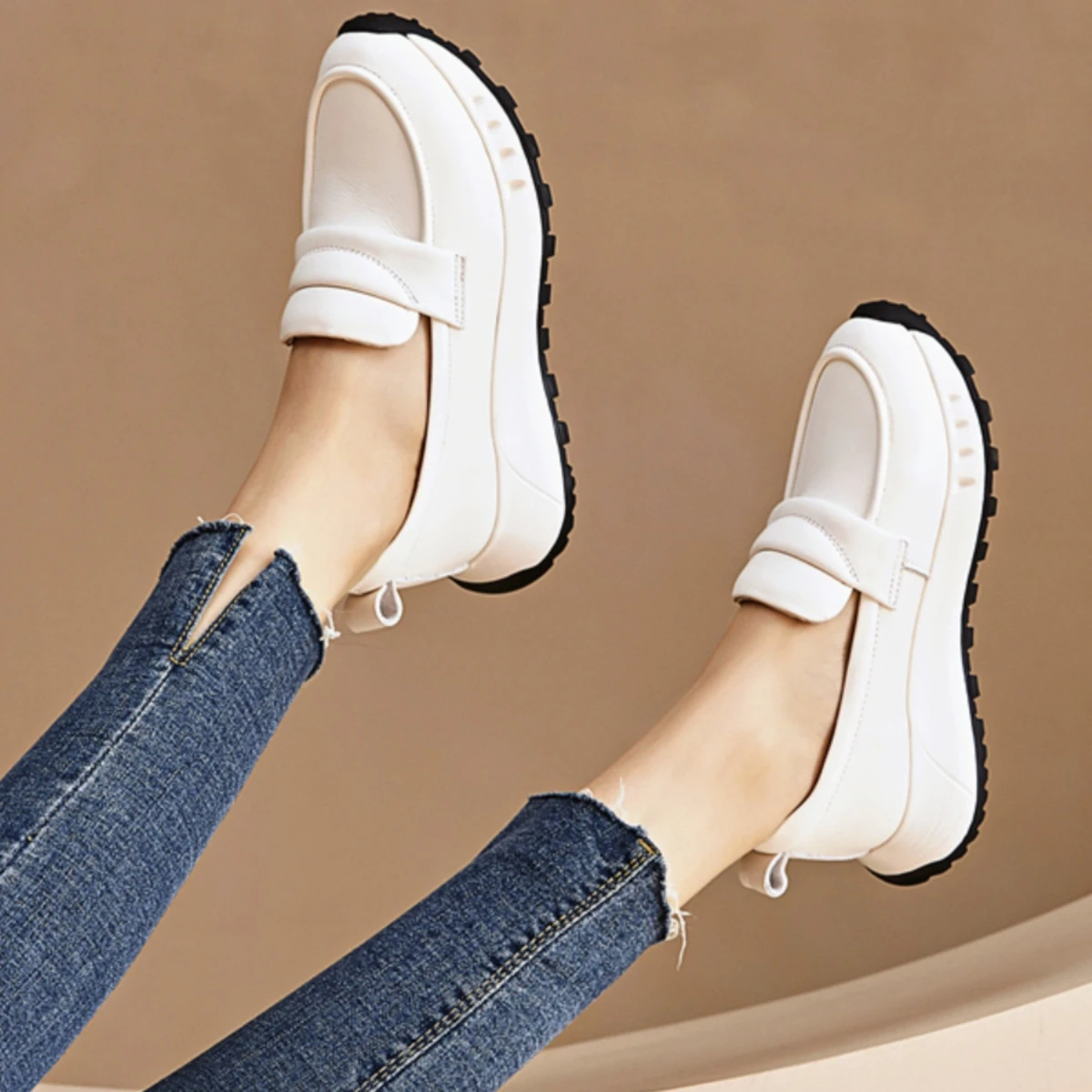 New Spring Autumn Genuine Leather Muffin Thick Bottom Slip-On Loafers Shoes Women Not Tired Feet Soft Bottom Sports Casual Shoes