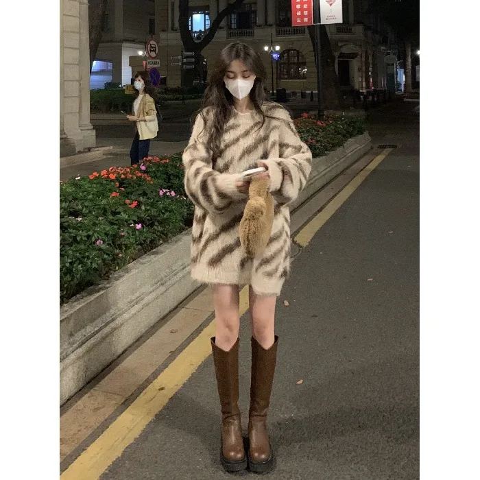 

Осень-зима женский круглый вязаный свитер Camere мягкая теплая верхняя одежда корейский топ для поездок на работу модный прямой крой