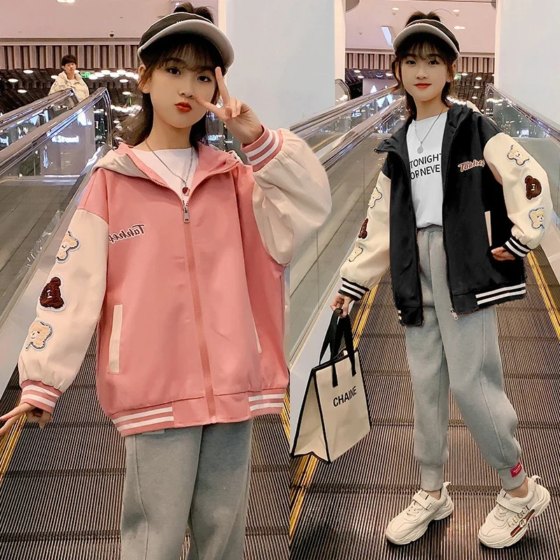 

Новинка 2024, одежда для подростков на весну и осень, спортивная верхняя одежда для девочек-подростков, пальто, детская бейсбольная куртка на молнии с милым медведем и капюшоном