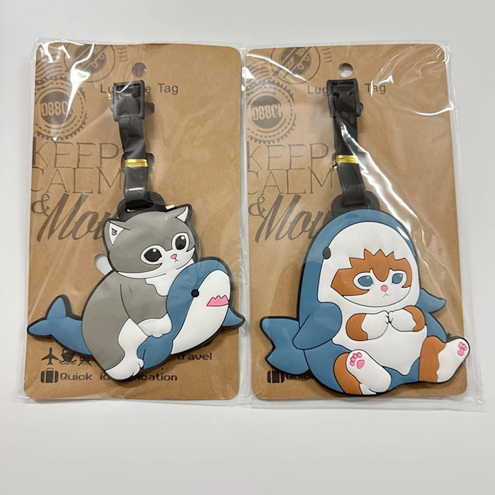 Etiqueta de equipaje con diseño de gato de tiburón Kawaii para hombres y mujeres, accesorios de viaje, etiqueta de equipaje de PVC de dibujos