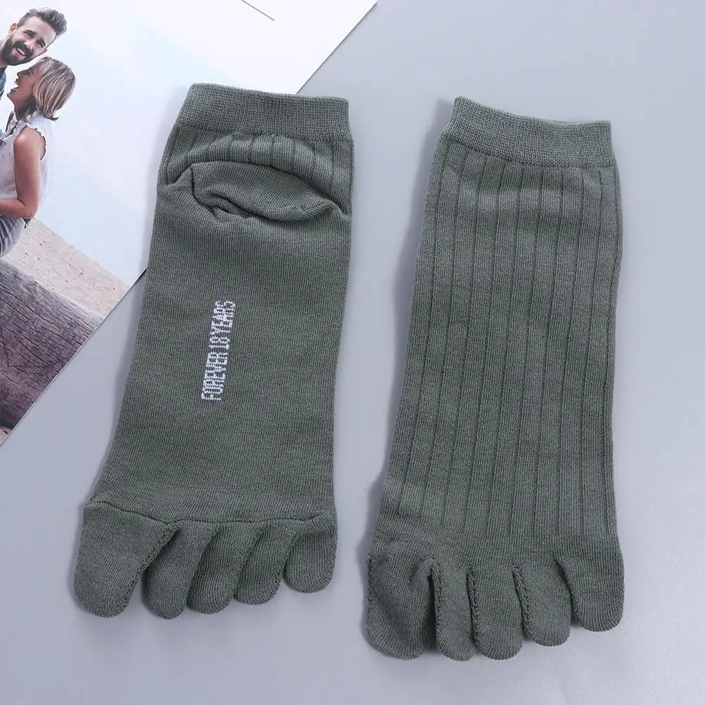 Man Slipper Toe Socks Mesh Hollow No Show Socks Sweat-absorbing Boat Sock Ankle Short Socks Breathable Five Finger Socks