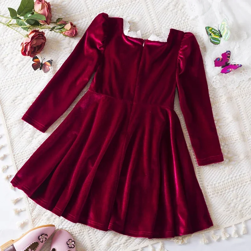 2024 New Girl Long Sleeve Dress Square Collar Lace Red Velvet Retro Dress for Christmas Party Dress Autumn Children\'s Clothing