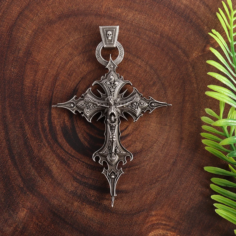 Gothic Crucifixion Skull Cross Pendant Necklace Catholic Prayer Jewelry for Men and Women Punk Trendy Jewelry