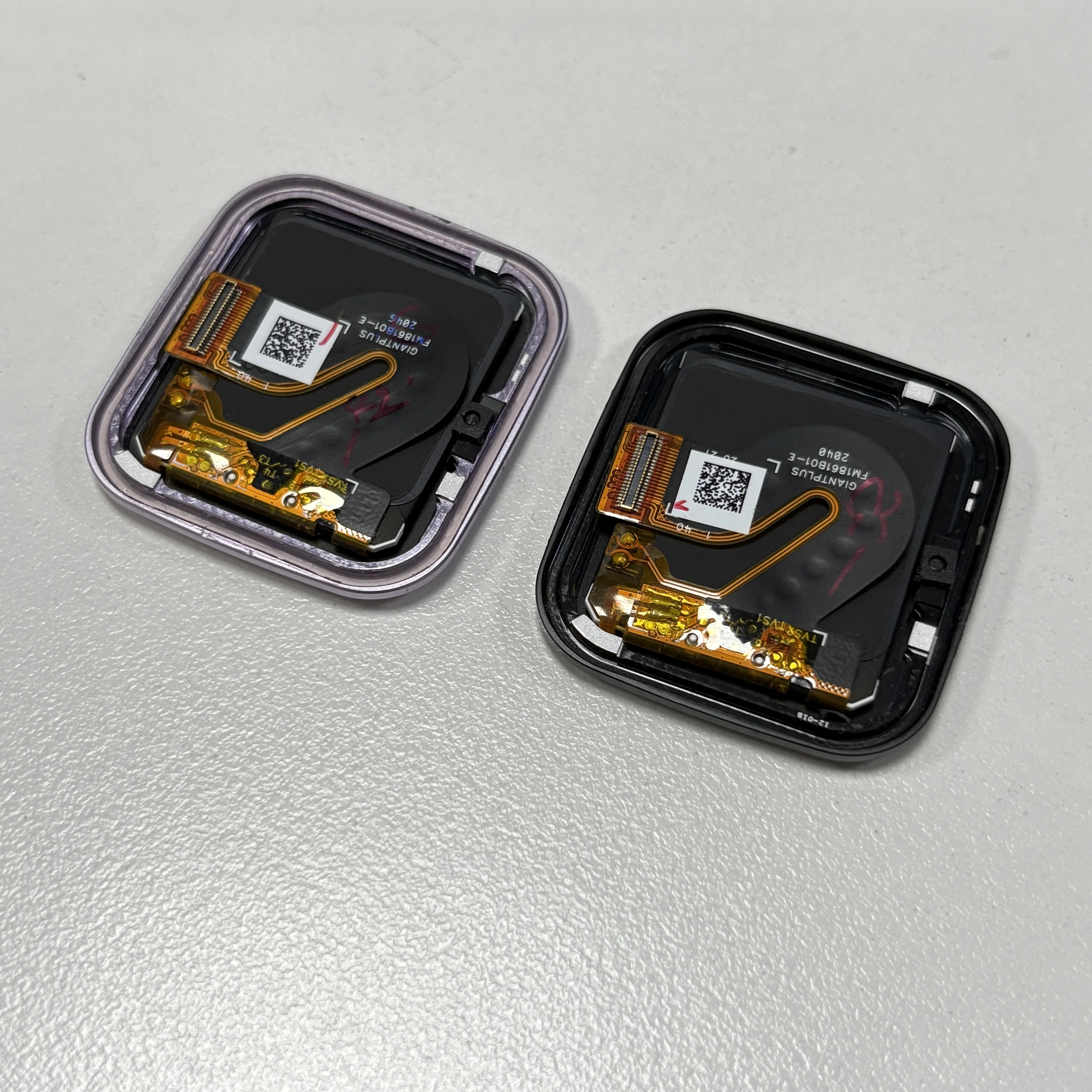 Ekran LCD do Garmin Venu SQ / Venu SQ Music z panelem dotykowym do naprawy (fioletowy / czarny) — zdjęcie produktu 3
