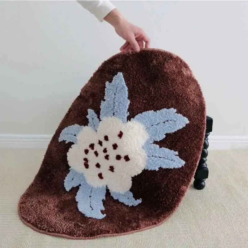 

Retro Floral Plush Carpet Bathroom Anti-slip Absorbent Long-haired Mat Sofa Bedroom Entrance Bedside Decoration Soft Fashionable