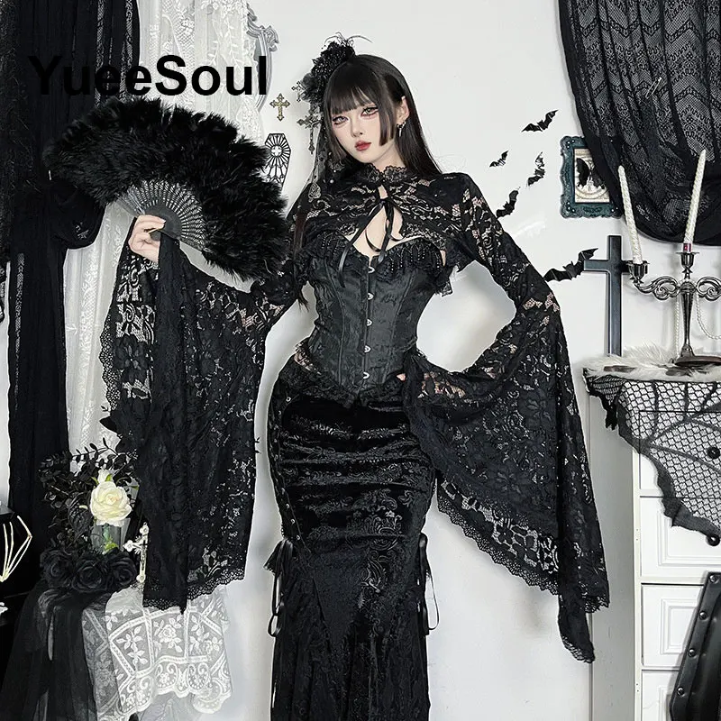 Gothic Vrouwen T-shirts Zwart Kant Lange Mouw Sexy Tees 2025 Nieuwe Halloween Y2K Grunge Punk Lolita Fairy Core Party Crop Tops