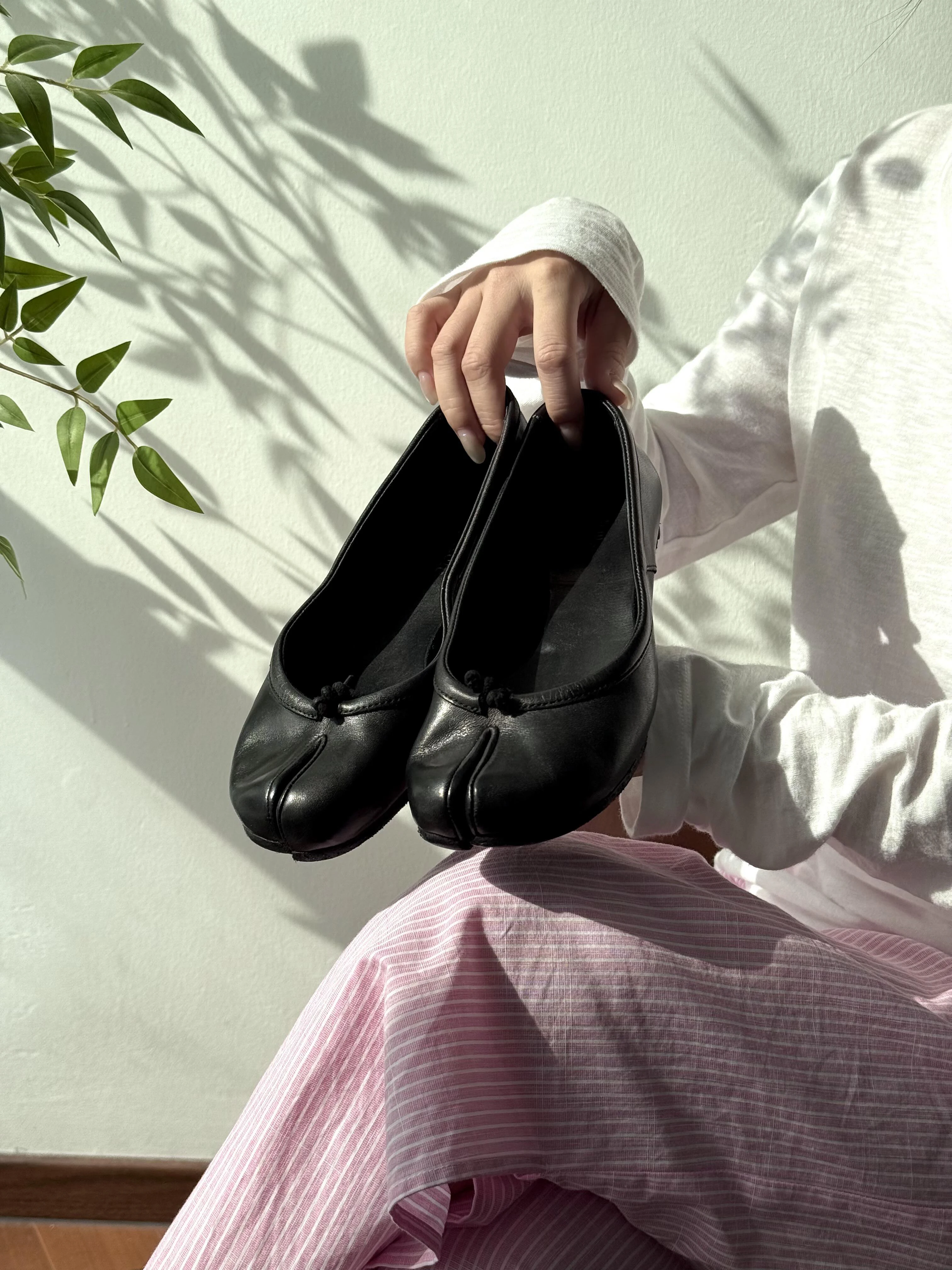 black-leather-version-26-new-flat-bottom-ballet-single-shoes-women's-genuine-korean-soft-bottom-pig-hoof-shoes-slip-on-flats