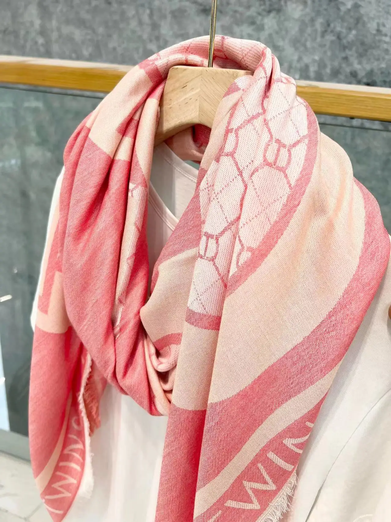 Italian light luxury original single authentic light luxury fashion jacquard square scarf