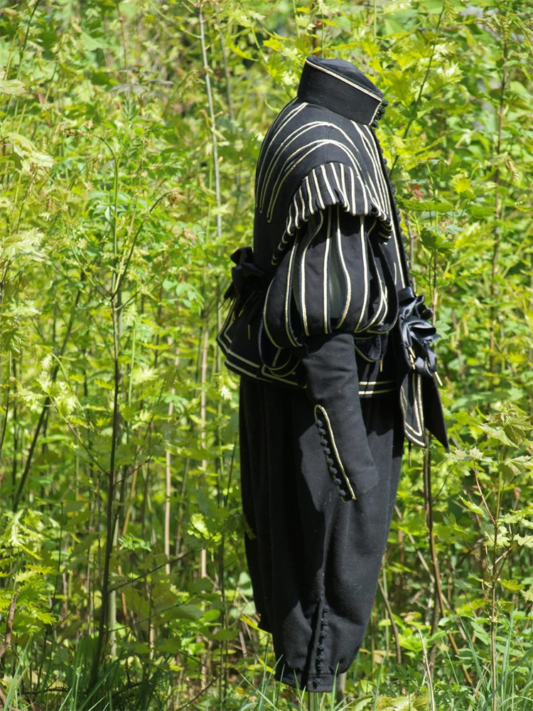 16-й Тюдор, средневековый викторианский готический мужской елизаветинский костюм, исторический ренессанс, королевский благородный принц, униформа короля Тюдоров