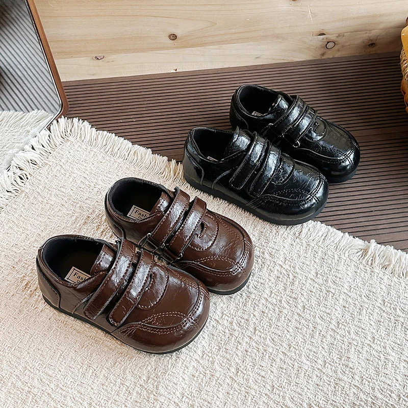 Toddler Kids Vintage Wrinkle Faux‑Leather Loafer Shoes, Double Magic‑Tape Wide Round Toe Soft Casual Flat Shoes for Boys Girls