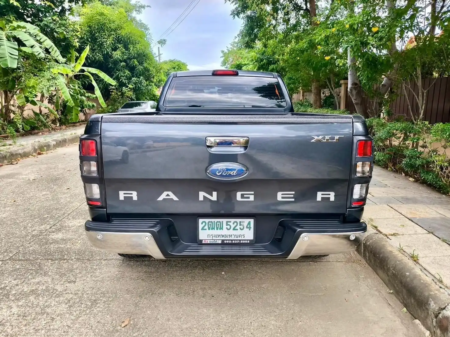 

Отделка задней двери Ford RANGER, комплект из 3 предметов, отдельная неприлегающая дверь, обшивка задней двери для особых автомобилей, срок годности 2015-2021