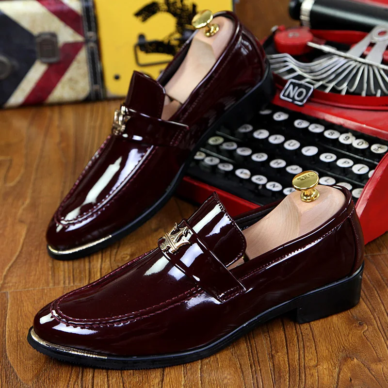 

Fashion Glitter Dress Shoes Man Glossy Casual Patent Leather Loafers Men Trendy Slip-on Red Men's Social Shoe mocassins hommes