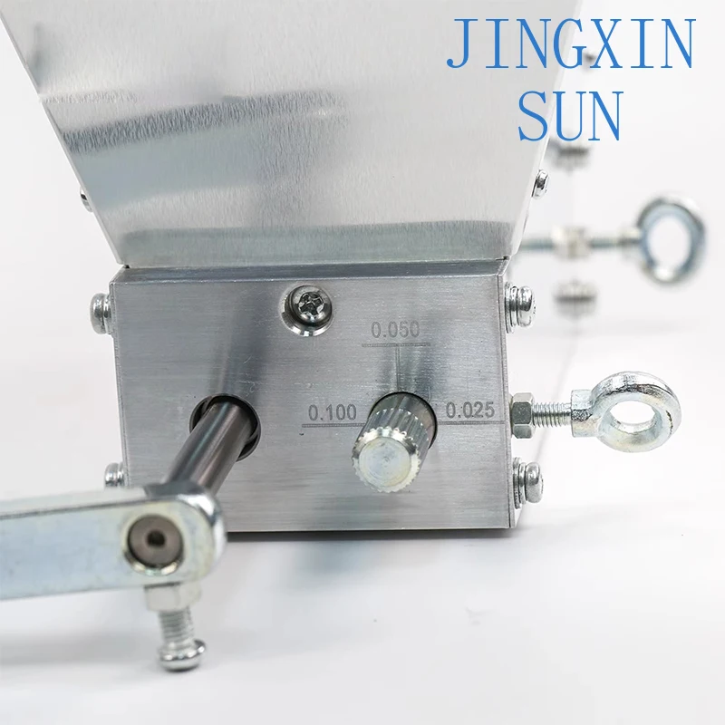 Double roller stainless steel grinder Carbon steel grinder brewing equipment Malt crushing process brewing essential