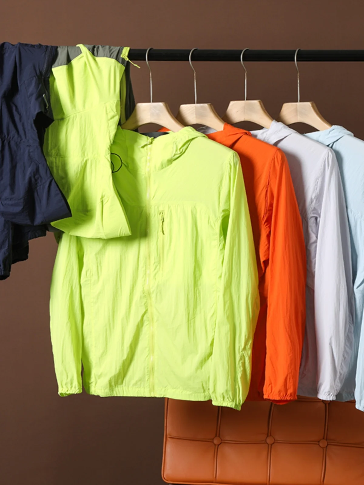 

You Yue мужское легкое дышащее водостойкое пальто с защитой от ультрафиолета Jaet уличное летнее пальто с капюшоном молодежное модное весна-лето