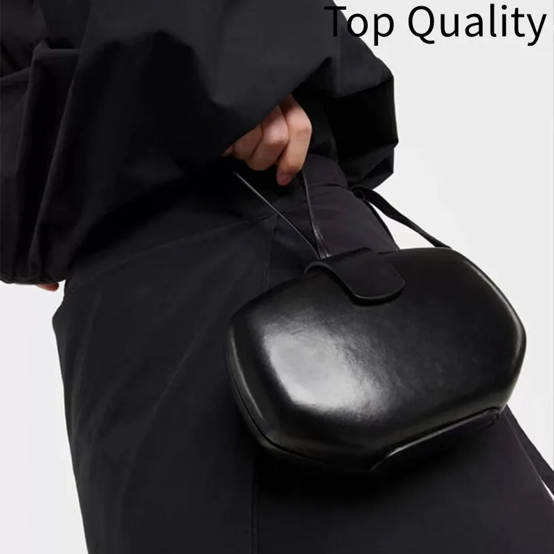 

2024 Women's Oval Handbag Leather Large Capacity Design Women's Compact Handbag