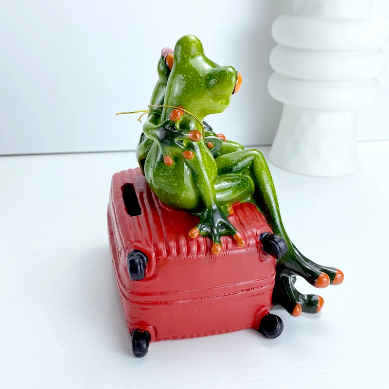 Resin Leggy Couple Frog Decorative Figurines Animal Suitcase Piggy Bank Coin Storage Home Desktop Decor Accessories