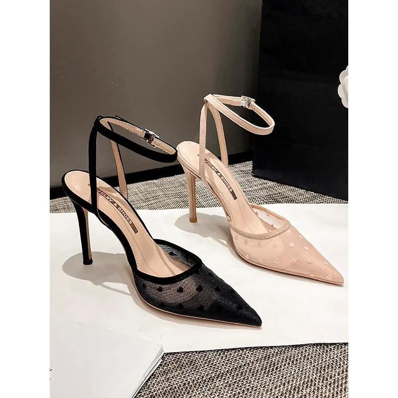 

2025 summer black mesh high-heeled shoes with hollow pointed toe caps, thin heels, fairy daily lace, shallow mouth size sandals