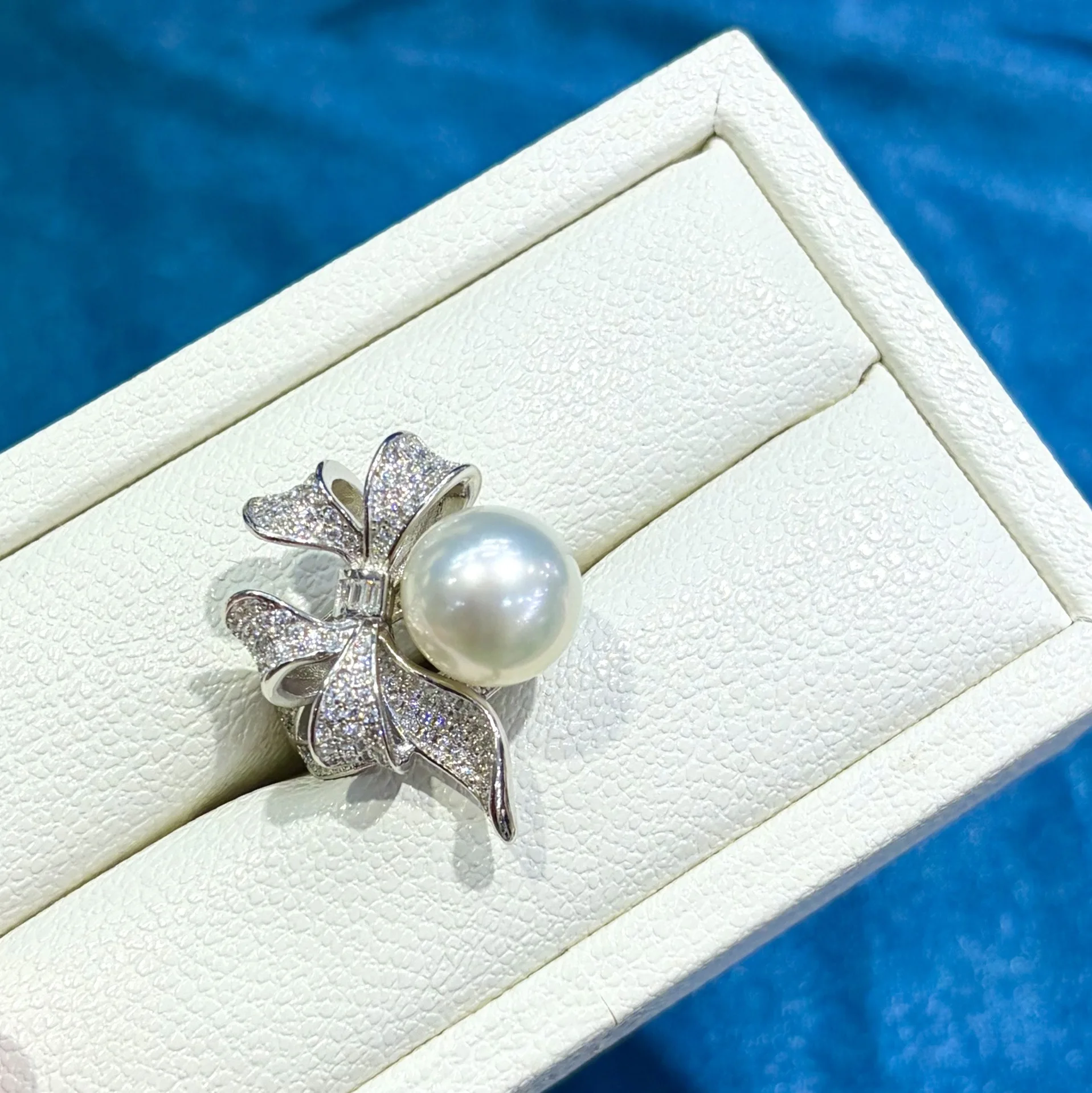 11-12mm Natural South Sea White Pearl Ring, High Luster Perfect Round Slight Blemish, S925 Silver Adjustable Band Women Jewelry