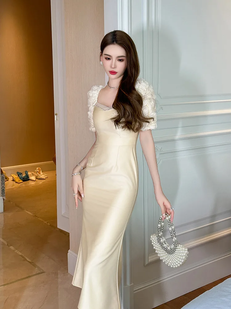 

A-Leibniz Summer New Goddess Temporary Stereo Petal Sleeve Trim Spiral Satin Square Neck Dress50330