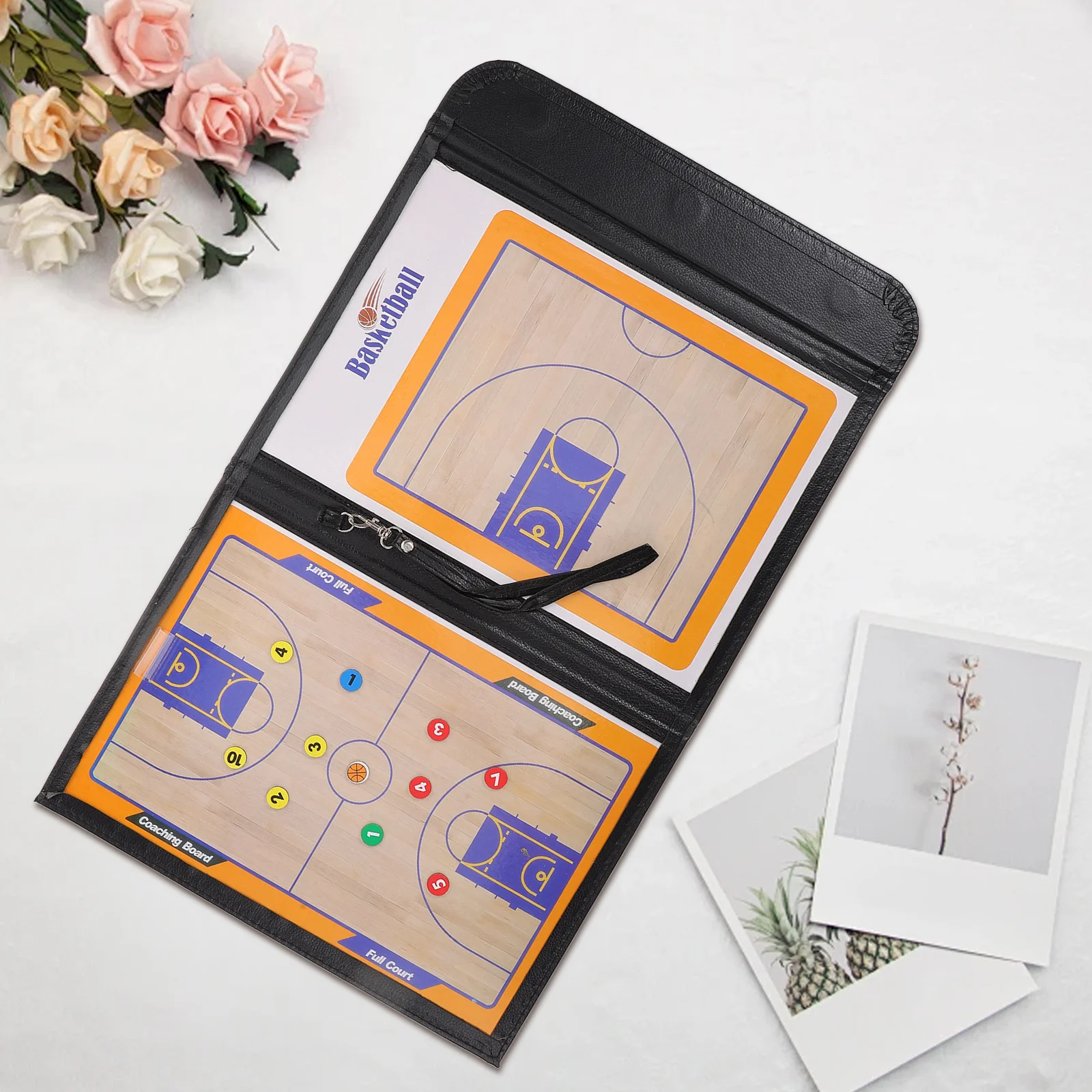 لوحة تدريب كرة السلة ثلاثية الطي قابلة للطي، حافظة متينة لكرة السلة من البولي يوريثان للتدريب على مظاهرة استراتيجية المباريات