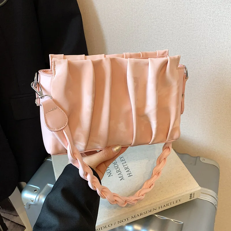 

2025 Pleated Square Bag - Women's Chain Strap Shoulder Purse (Fashion Crisscross Clutch)