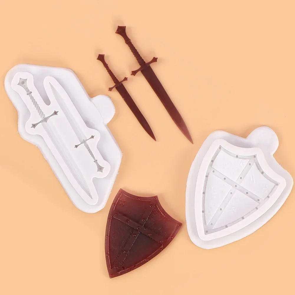 Kitchen Cake DIY Baking  Double Sword Soldier Ancient Shield Chocolate Silicone Mold Fondant Doll Cake Decoration Dripping Clay