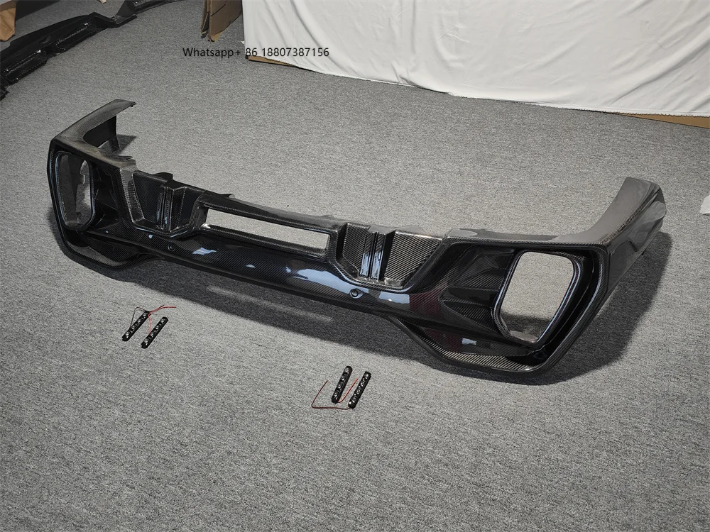 

LD Type Carbon Fiber Body Kit forBMW X6 G06, Front Lip, Rear Diffuser, Side Skirts, Spoiler, Middle Mesh Mirror Shell