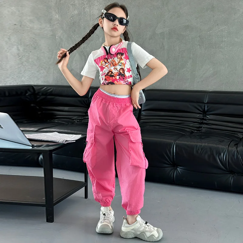 

Girls' summer suit graffiti short sleeved summer 2024 new Korean style workwear pants big children's trend