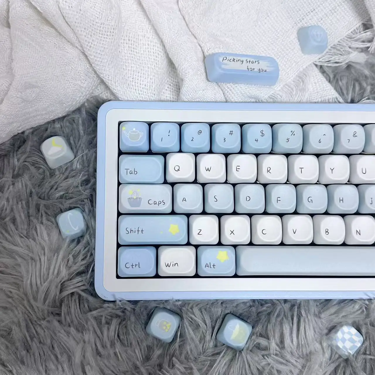 

120 Keys Cute Blue Keycaps MOA Keycaps PBT blue Key Gift for Girl Cute DYE-SUB Mechanical Keyboard for Made68 Mad68 Wooting 60