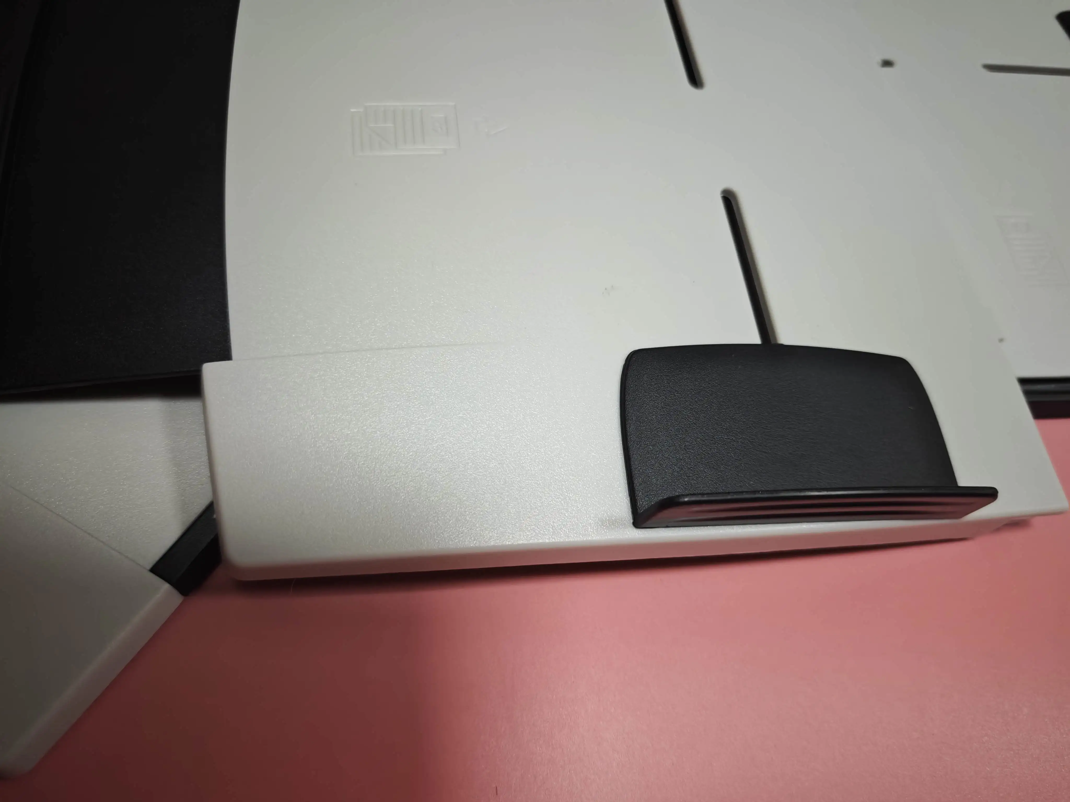 

1pc ADF Paper Input Tray for HP CM1312 CM2320 M375 3390 3392 M2727 CC431-60119 CC431-40034 Q3948-60214 Automatic Document Feeder