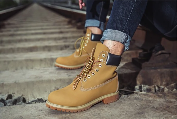 Hot 2025 New Men's Winter Cotton Shoes High Fashion Casual New Tide Ankle Boots Flat Korean Tool Batch