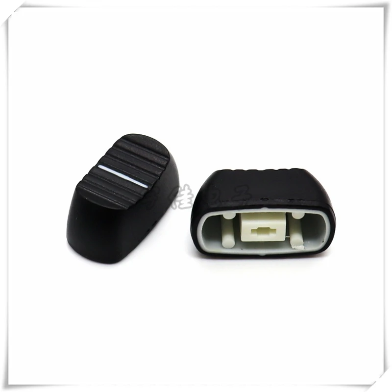 20PCS Plastic Push Rod Straight Slide Potentiometer Cap mixer mixer Sound Card Push Key Straight Slide 2 Color Fader Cap 4MM