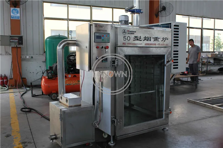 ماكينة دخان لحم الخنزير الكهربائية التجارية المدخنة الأسماك الدجاج الغذاء السجق المدخن فرن التلقائي الشواء آلة تدخين اللحوم