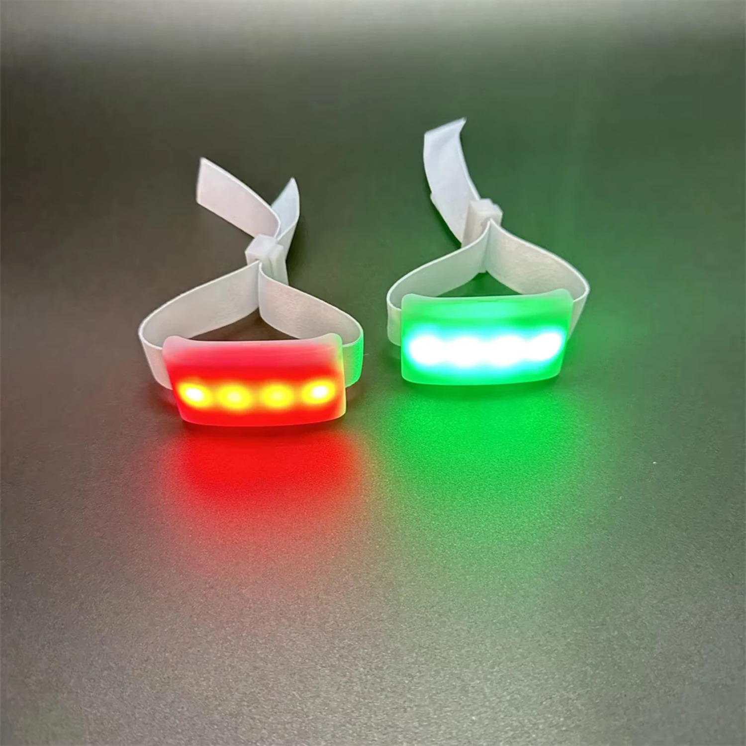 2pcs Festival & Party Supplies New Arrival 4 leds Cheap  DMX controlled Adjustable Led Wristbands