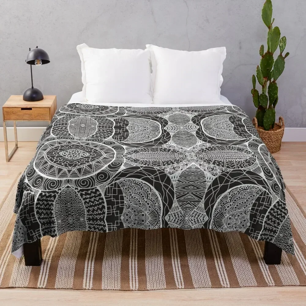 

Mamma Africa | Geometric Tribal Pattern White Outline Throw Blanket Flannel Fabric Soft Beds Blankets