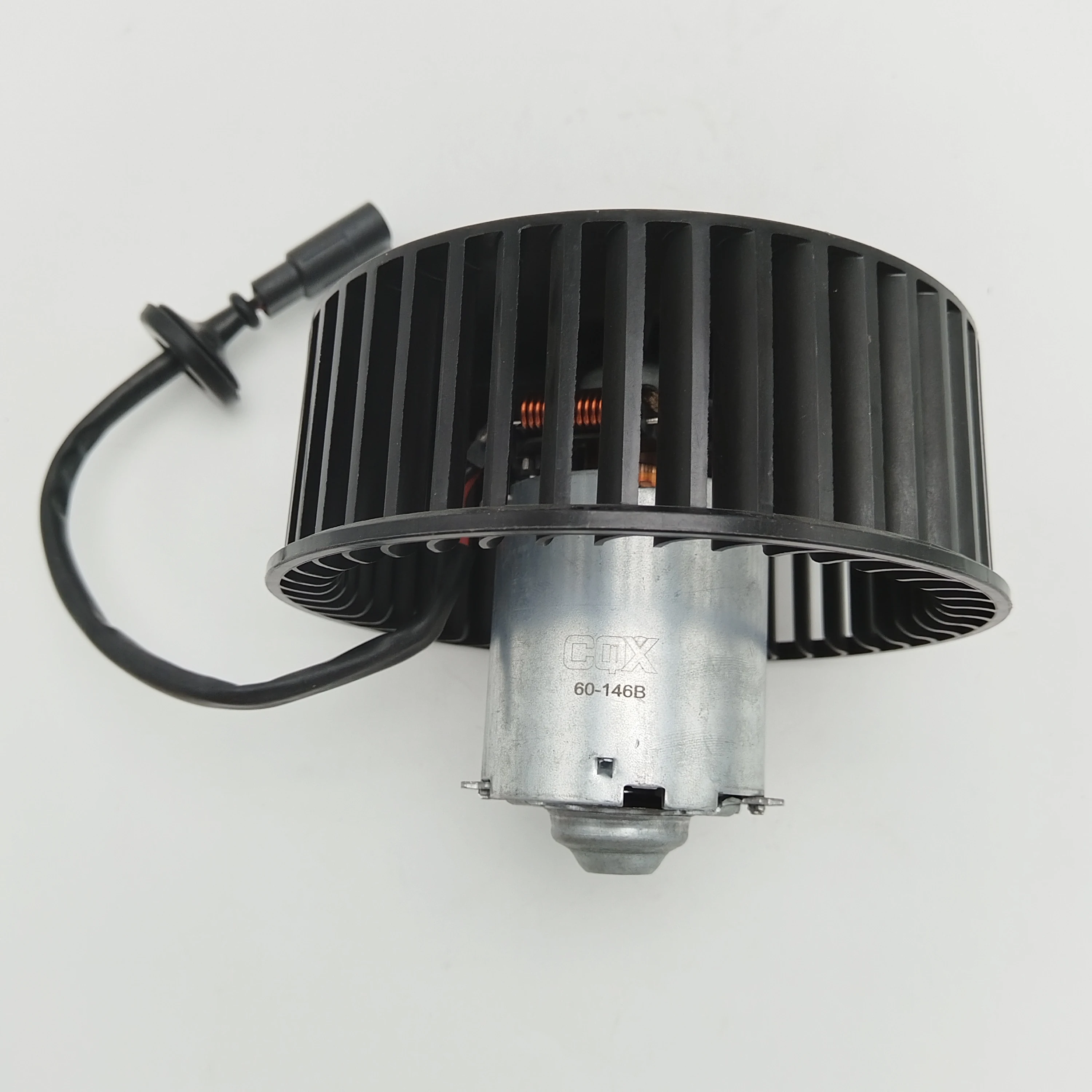 Left-Hand Drive Blower Motor Suitable for Ford Ka, Courier,  Fiesta 96-01OE：96FW18565AF 1021296 1003943 1049623 1055062