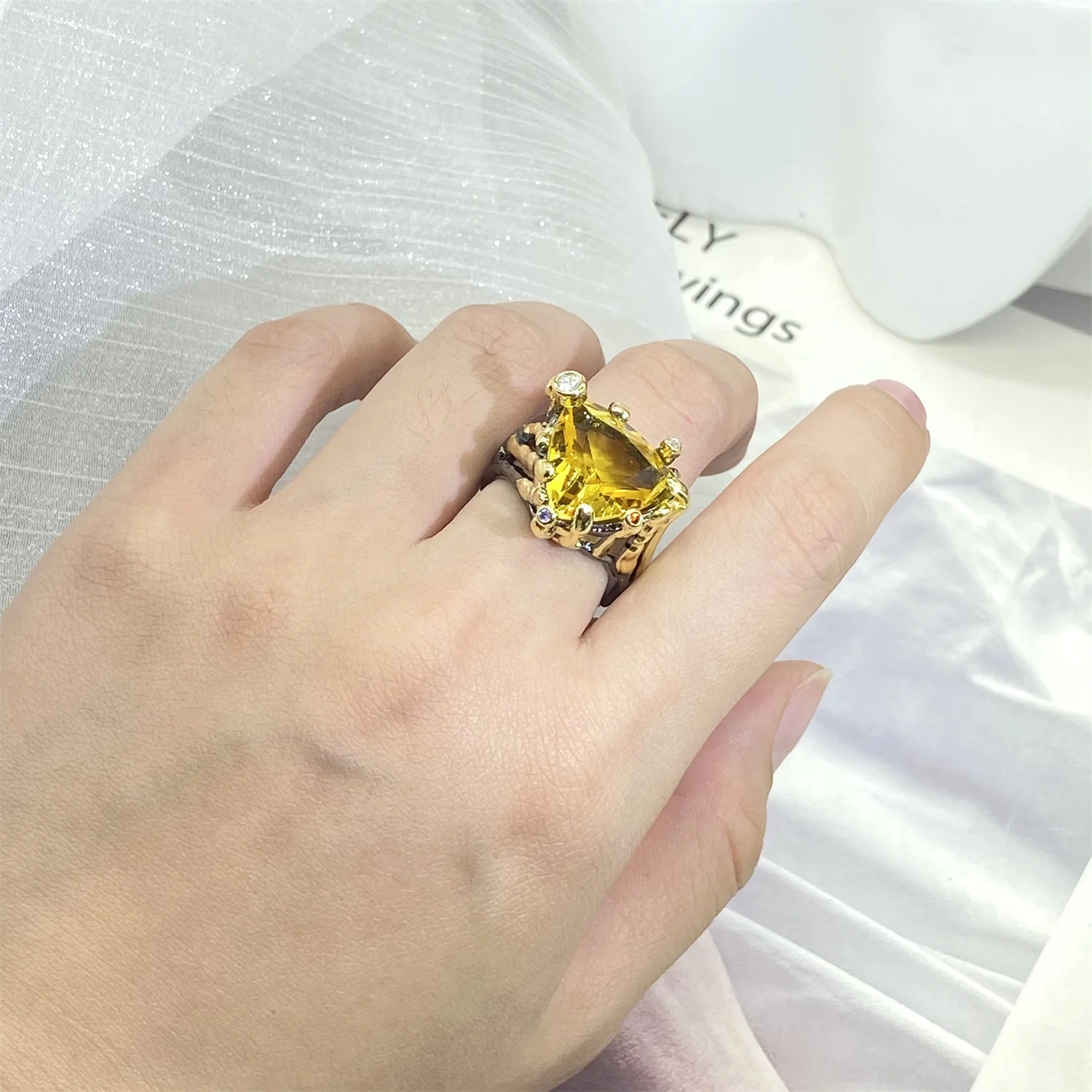 Women's Exaggerated Yellow Zircon Triangle Ring