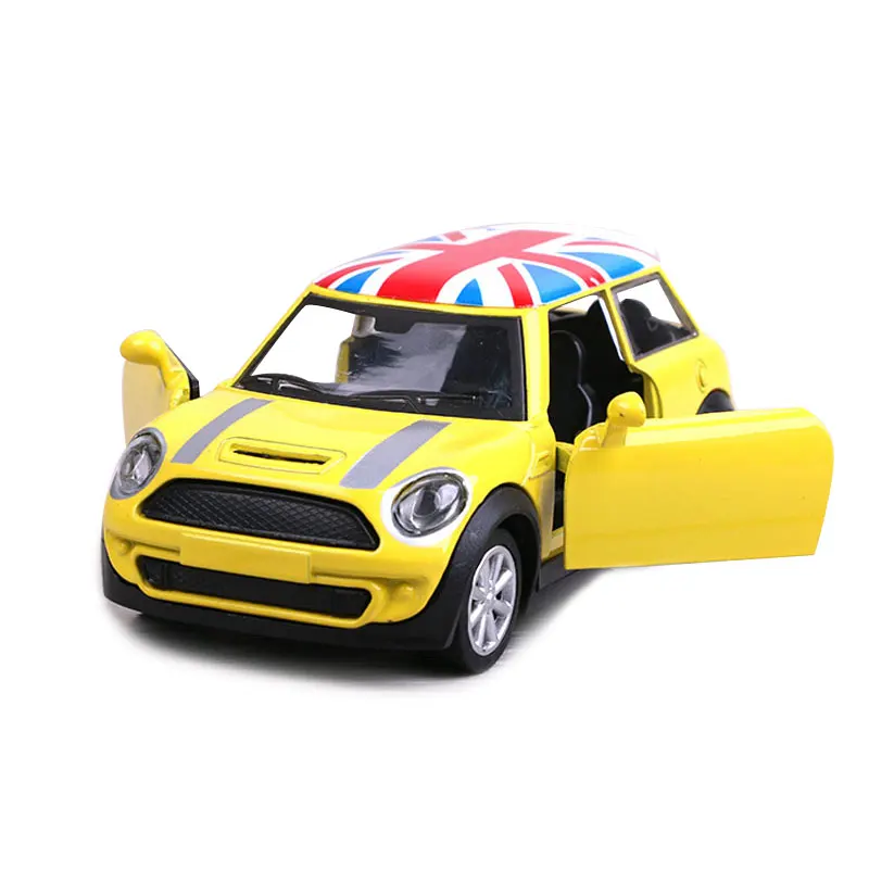 Die Casting Model Alloy Car Model Children\'s Toy Car Pendulum Power Car Boy\'s Toy